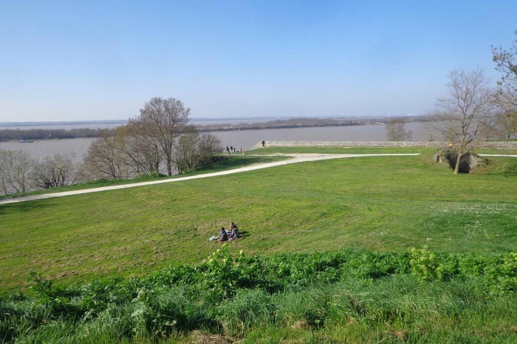 Grange La Bigarderie * Blaye